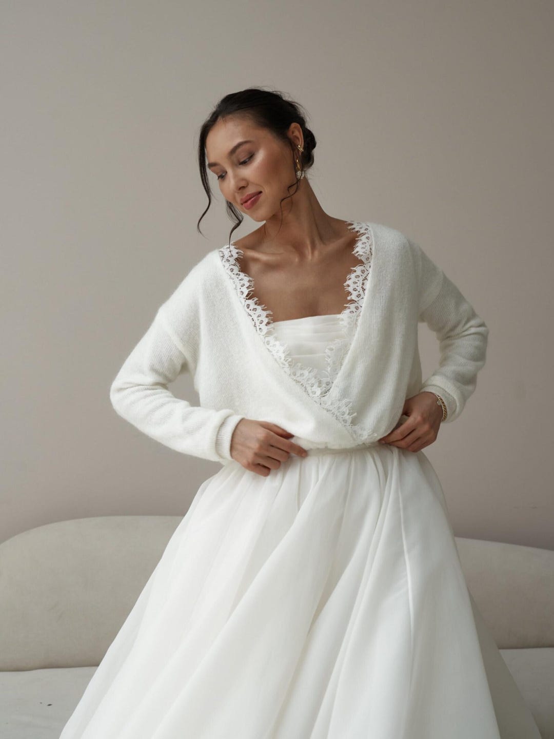 Suéter de novia, Top de novia moderno, Suéter Ivoy con encaje