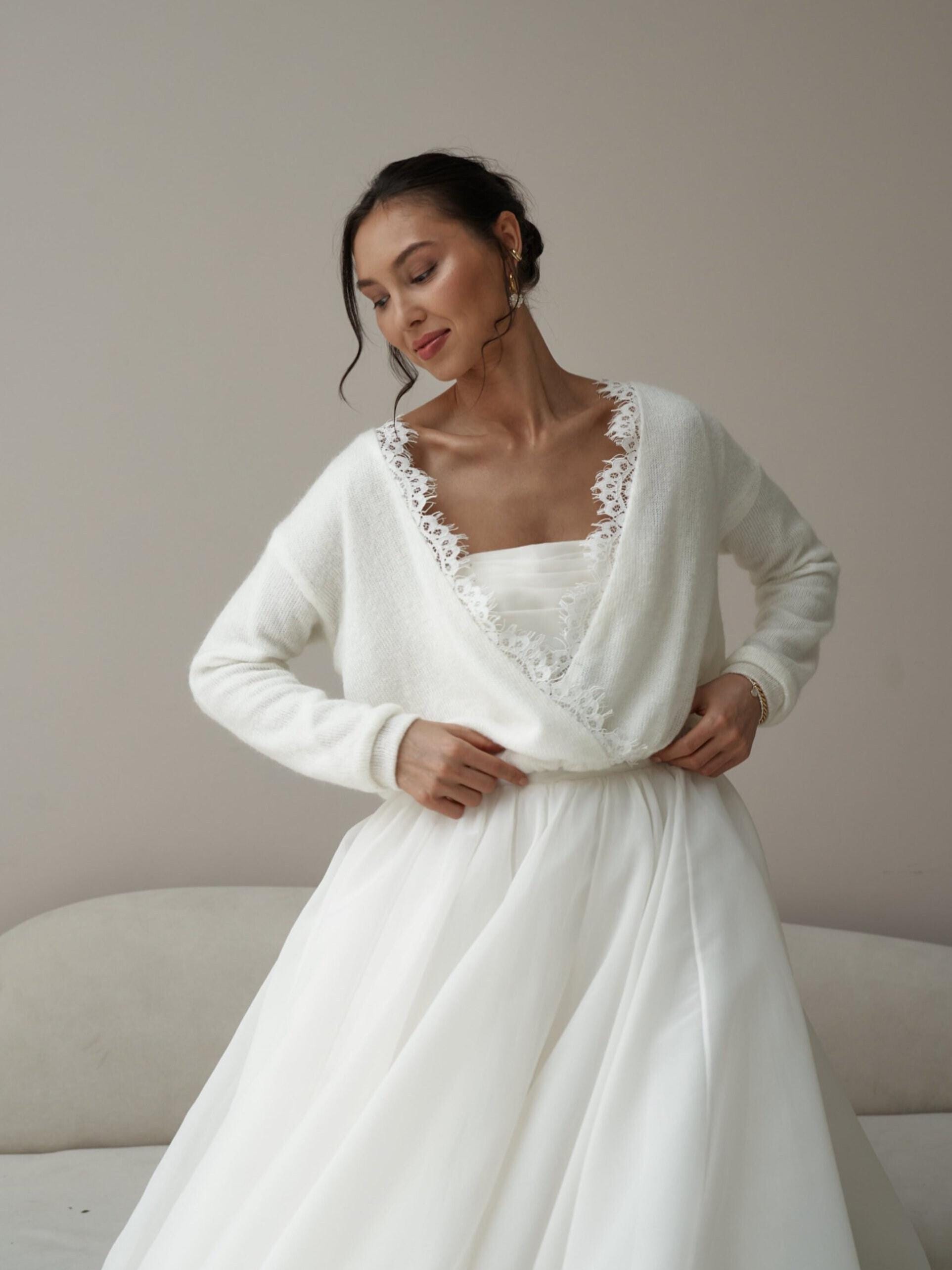Suéter de novia, Top de novia moderno, Suéter marfil con encaje, Suéter para  vestido de novia, Chaqueta de novia, Conjuntos de novia - Etsy México, image size:1925x2567