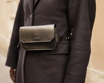Black leather bag – THE IRIS