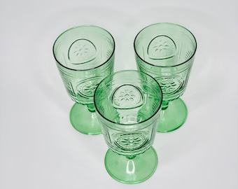 Bormioli Rocco Romantic Pastel Green Globet Wine Glass. Set of 3