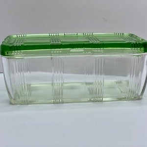 Green Depression Uranium Vaseline Lid and Clear Glass Refrigerator Dish. RARE 1930&#39;s.