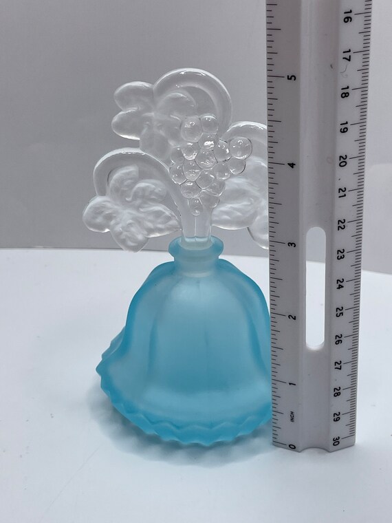 I W RICE & CO. Blue Satin Hand Blown Glass Perfum… - image 7