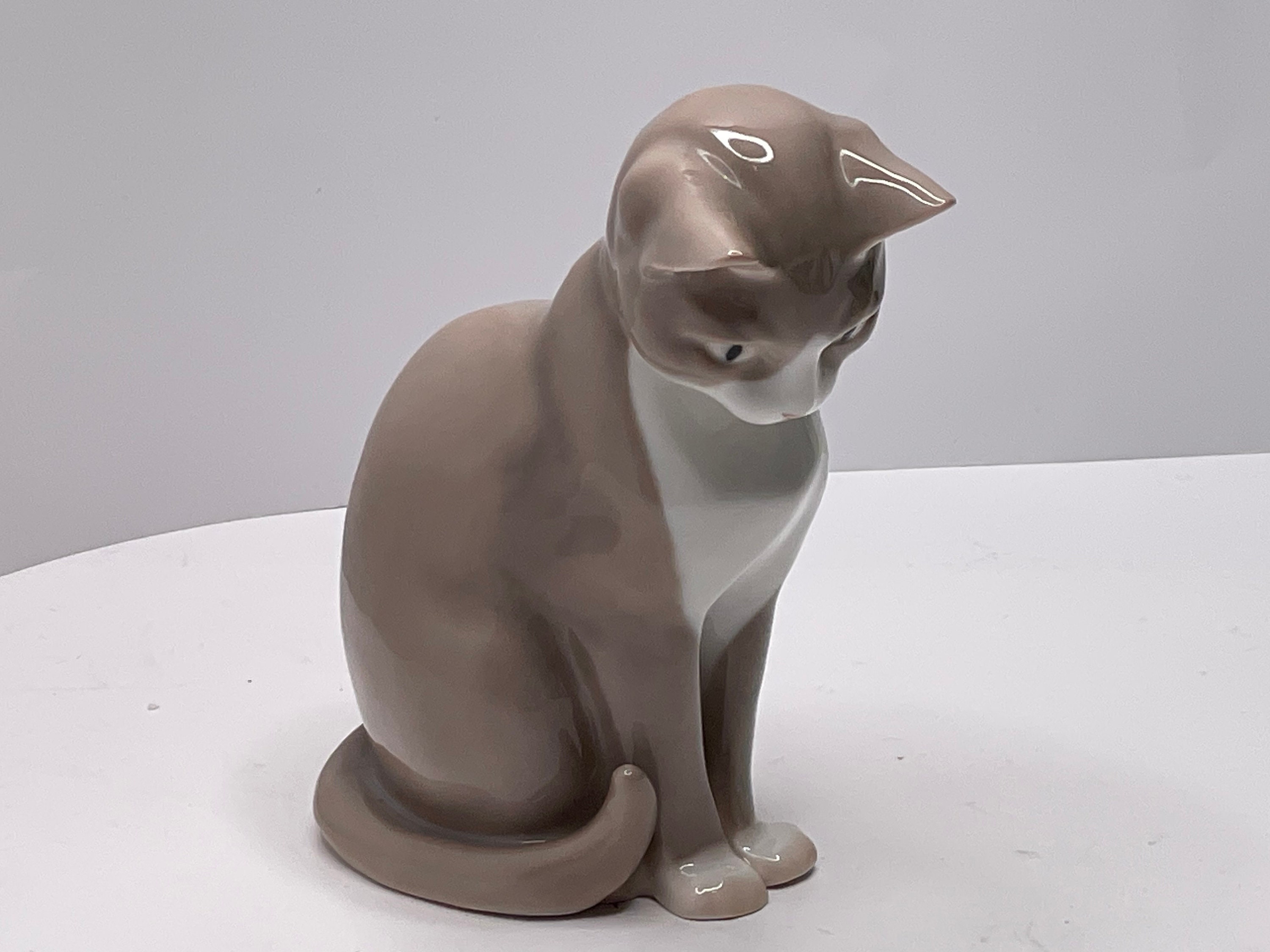 Bing & Grondahl Royal Copenhagen Brown and White Porcelain Seated Cat. Signed
