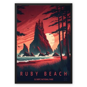 Könnte beinhalten: Eine rote und blaue Illustration eines felsigen Strandes mit einer großen Felsformation in der Mitte. Der Himmel ist leuchtend rot mit einer großen Sonne im Hintergrund. Der Text "RUBY BEACH" und "OLYMPIC NATIONAL PARK" befindet sich am unteren Rand des Bildes.