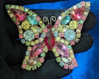 Vintage Weiss Pastell Strass Schmetterling Brosche