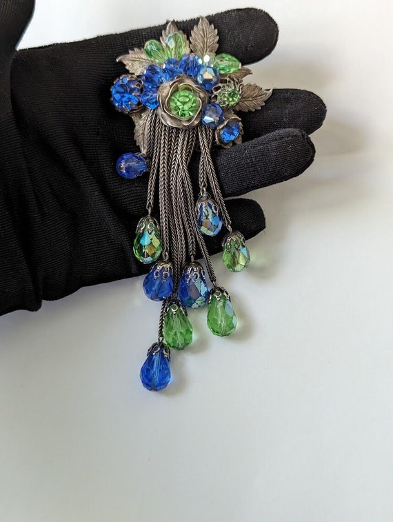 Outstanding Vintage Rhinestone and Crystal Brooch… - image 4