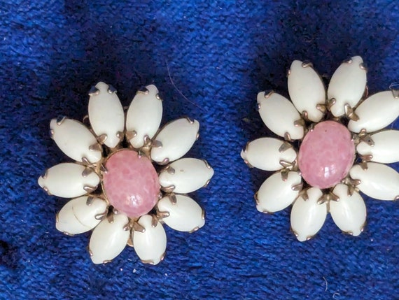 SAVE Vintage Weiss Earrings with Pink Cabochon Su… - image 2