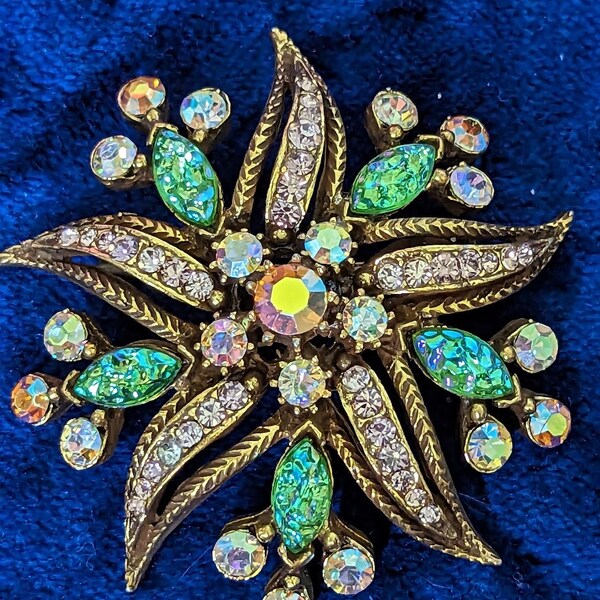 Vintage Florenza Brooch with Molded Glass and Rhinestones