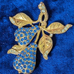 Trifari bird brooch - Etsy 日本