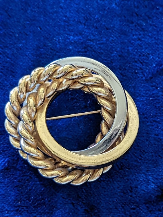 1968 Dior Triple Circle Pin  Henkel and Grosse