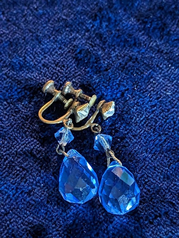 Vintage Art Deco Blue Crystal Drop Earrings - image 1