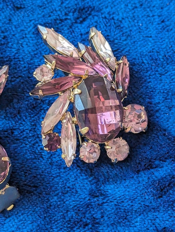 Vintage Purple Rhinestone Set Brooch and Earrings - image 2