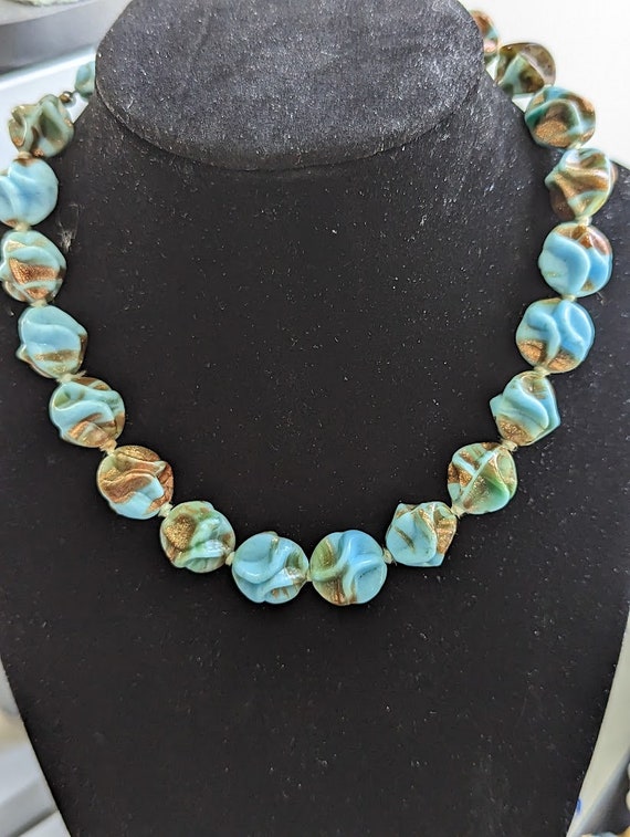 vintage 30 molded glass Gem