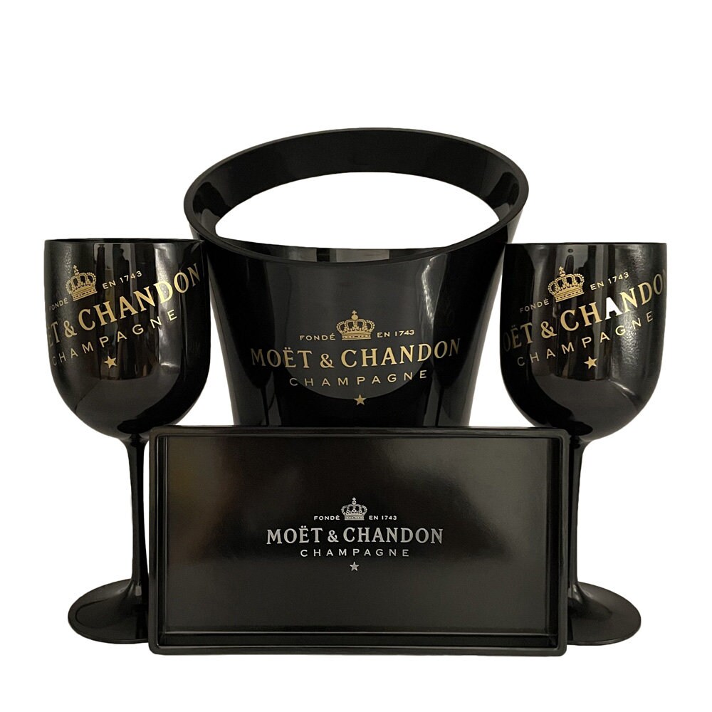 Moët & Chandon Champagne Glasses Golden Glass Box Set