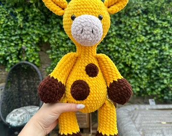 Ginnie die Giraffe Häkelanleitung