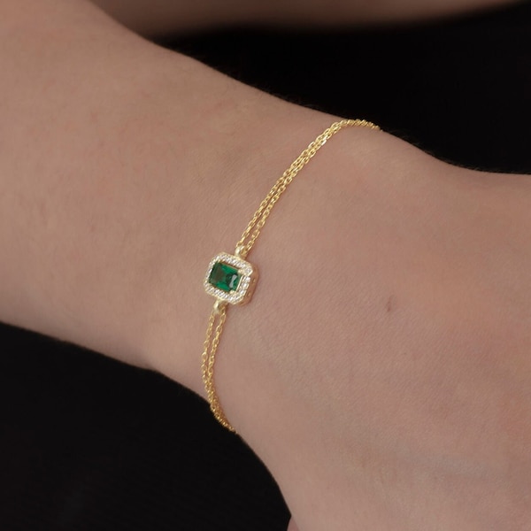 Bracelet scintillant émeraude minimaliste, bracelet coupe baguette, bracelet en pierre d'argent sterling 925, bracelet vert délicat, meilleur cadeau d'ami