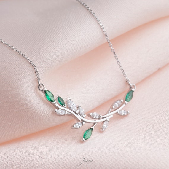 Emerald leaf necklace sale