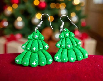 Christmas tree dangle earrings, holiday jewelry, shining star tree, polymer clay, clay jewelry, winter earrings, decorative Christmas tree