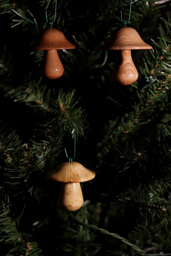 Mushroom Set - Cedar Ornament Mushroom Set - Cedar Ornament