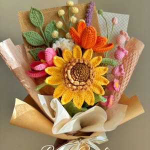 Ramo de girasoles de ganchillo hecho a mano para el Día de la Madre, regalo de cumpleaños, graduación, decoración del hogar, novia, mamá, esposa, amor, regalo para ella.