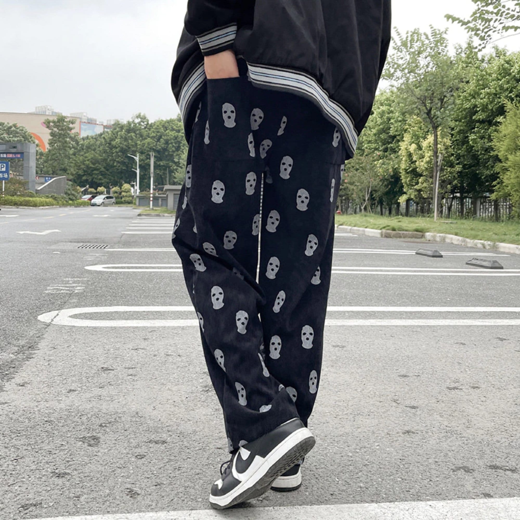 baggy tracksuit bottoms