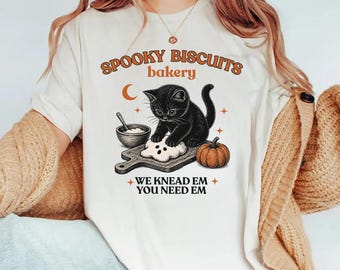Maglietta Spooky Biscuits Bakery Kitty, maglietta Spooky Season, maglietta nera con gatto, maglietta autunnale di Halloween, maglietta vintage con zucca, regalo autunnale per amanti dei gatti.