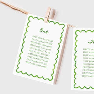 Schede di assegnazione dei posti a sedere con motivo a capesante verde, cartello di assegnazione dei tavoli modificabile, motivo a zigzag verde, bordo ondulato, stampabile, verde, 5x7