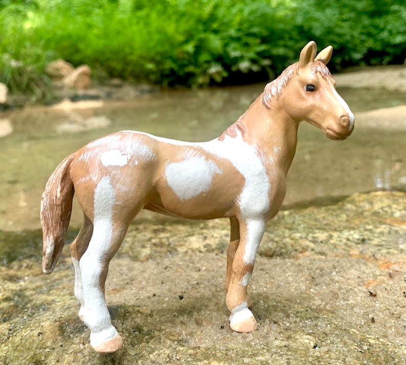Custom Model Horse Repaint Palomino Paint Mare Etsy