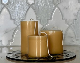 100% Pure Beeswax Pillar Candle - Crisp Wintergreen & Cotton Wick