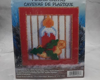 Design Works Plastic Canvas Needlepoint Kit Candle 1627 6.5x6.5