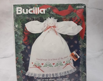 Vintage Bucilla estampado punto de cruz tiempo del corazón ángel bebé kit 33230 15"