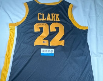 Caitlin Clark Autographed Iowa Jersey WITH COA Ultra rare 10/10 Must have!