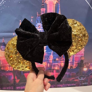 On SALE Disney Inspired Minnie Mouse Ears DIY of Disney display picture 2