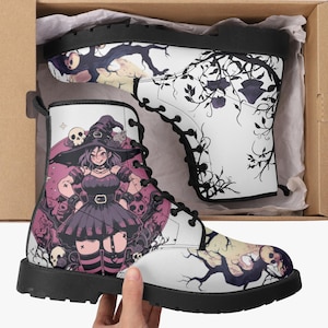 Stivali da combattimento Gothic Witch & Skull, stivali da combattimento in pelle vegana, Dark Enchantment con accenti rosa antico