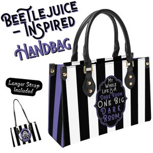 Beetlejuice-inspirierte Gothic Handtasche, My Whole Life is a Dark Room Gestreifte Vegan Leder Geldbörse mit Langen Riemen