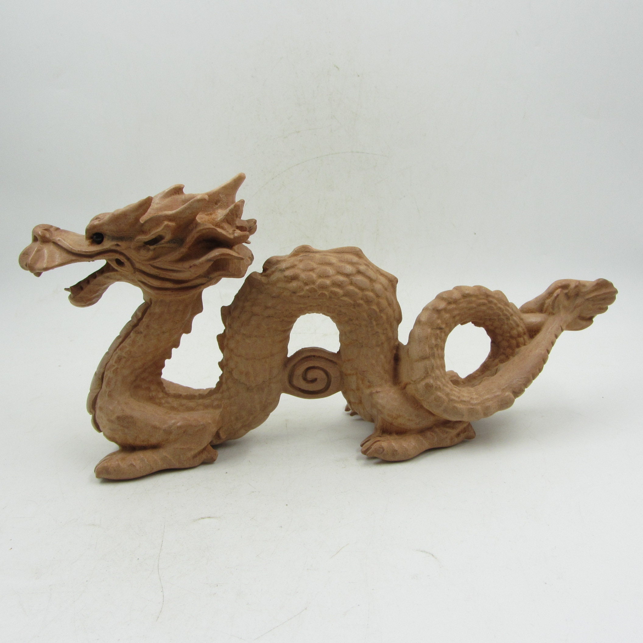 Peach wood dragon decoration, dragon wood zodiac mascot, peach wood  handicraft, wooden dragon, wood dragon, green dragon