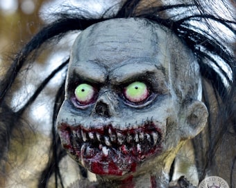 Muñeca zombie única (OOAK) Arte de terror oscuro Porcelana Coleccionable espeluznante