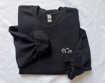 Crab Embroidered Unisex Sweatshirt Gift | Minimal One Stroke Line Art