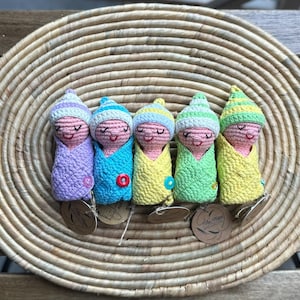 Mini-poupées pour bébés faits main pour dormir - Peluches en fil de coton doux, jouet adapté aux bébés, cadeau pour nouveau-né, poupée confort