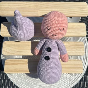 Dormeur fait main avec bonnet réglable, jouet pour bébé en fil de coton, cadeau nouveau-né, poupée au crochet douce pour chambre d'enfant