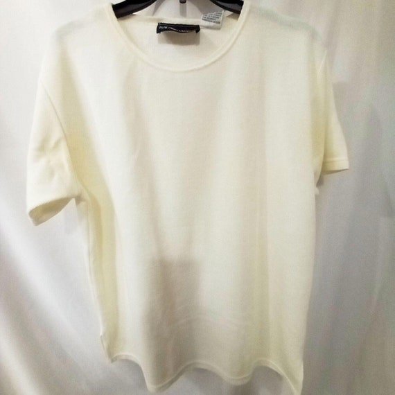 Vintage 1970's Sag Harbor Knit Short Sleeve White… - image 2