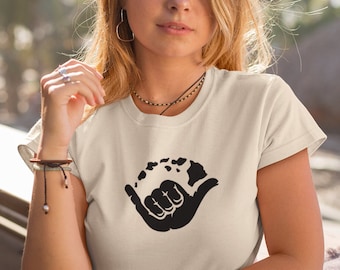 Hawaii Shaka T-Shirt: Island Greeting Vacation Tee