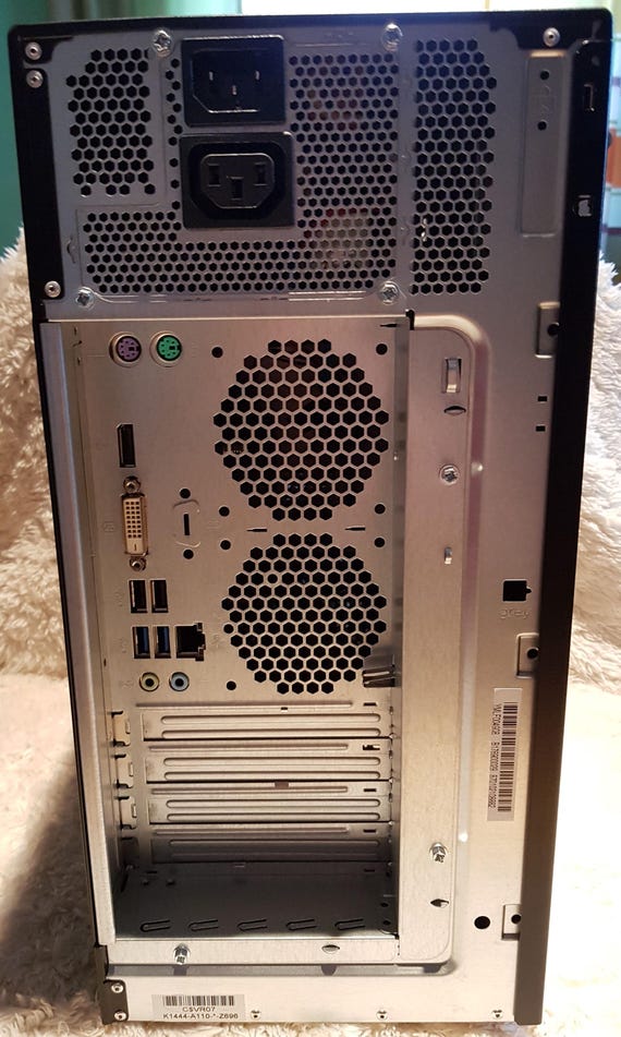 Fujitsu Esprimo P558/E85+, I3-9100, 8GB RAM, 2x SSD + DVD Fujitsu Esprimo P558/E85+, I3-9100, 8GB RAM, 2x SSD + DVD