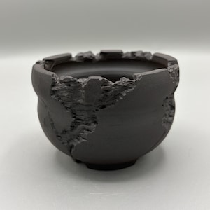 3.75 inch W* 2.5 inch H/ High quality handmade ceramic pottery/Succulent Pot/Handmade Pot/Caudex Pot/Ceramic Pot/Planter/Black Pot