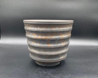 6 inch W* 5 inch H/High quality handmade ceramic pottery/Succulent Pot/Handmade Pot/Caudex Pot/Ceramic Pot/Planters/Black Pots/Cactus Pot