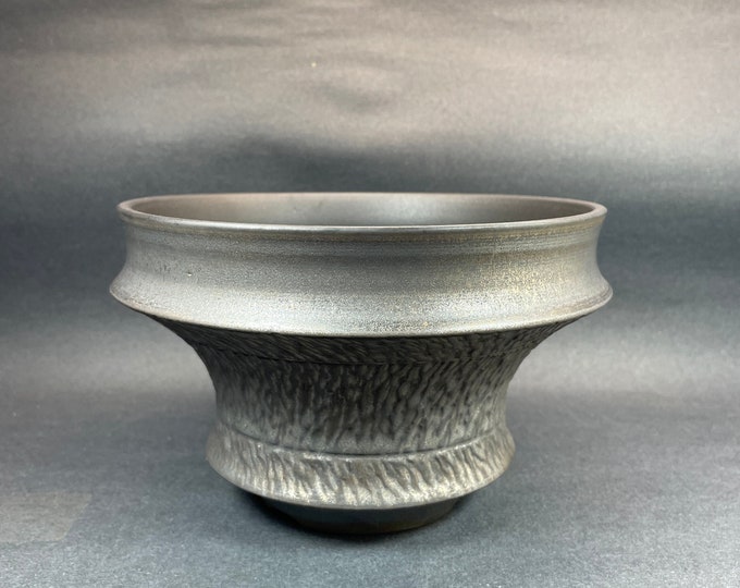 7.25 inch W* 5inch H/ High quality handmade ceramic pottery/Succulent Pot/Handmade Pot/Caudex Pot/Ceramic Pot/Planters/Black Pots/Cactus Pot