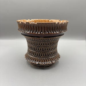 5.5 inch W* 5 inch H/ High quality handmade ceramic pottery/Succulent Pot/Handmade Pot/Caudex Pot/Ceramic Pot/Planter/Brown Pot