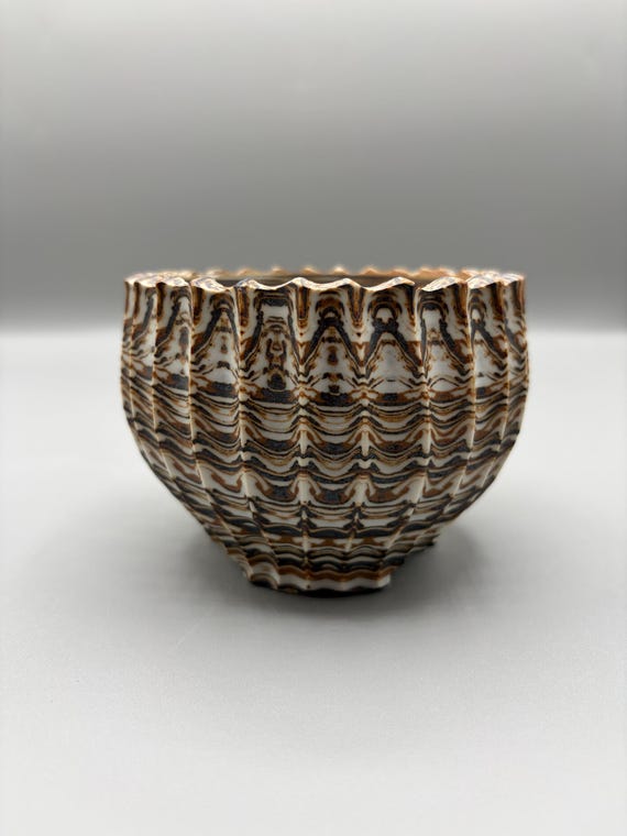 3.5 inch W* 3 inch H/ High quality handmade ceramic pottery/Succulent Pot/Handmade Pot/Caudex Pot/Ceramic Pot/Black Pot/Cactus Pot
