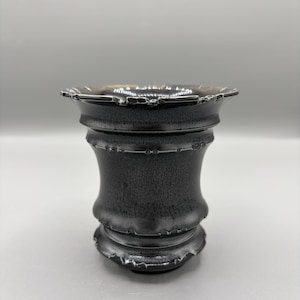3,75 pulgadas de ancho x 4,25 pulgadas de alto / Maceta de cerámica hecha a mano de alta calidad / Maceta para suculentas / Maceta artesanal / Maceta de caudex / Maceta de cerámica / Jardinera / Maceta negra
