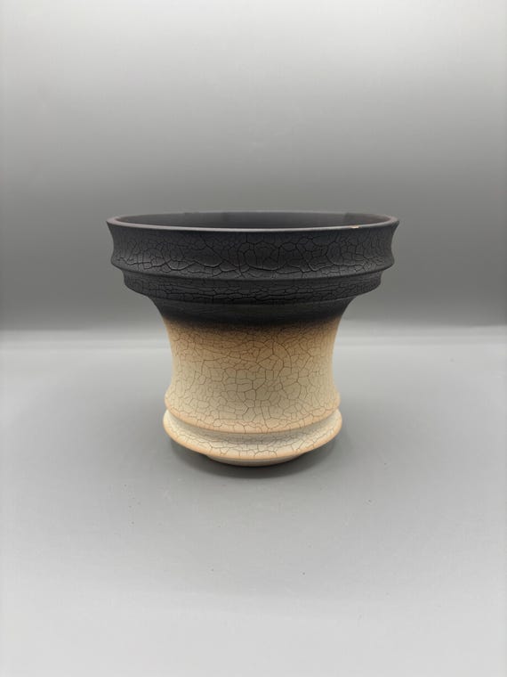 6 inch W* 5 inch H/ High quality handmade ceramic pottery/Succulent Pot/Handmade Pot/Caudex Pot/Ceramic Pot/Planters/Black Pots